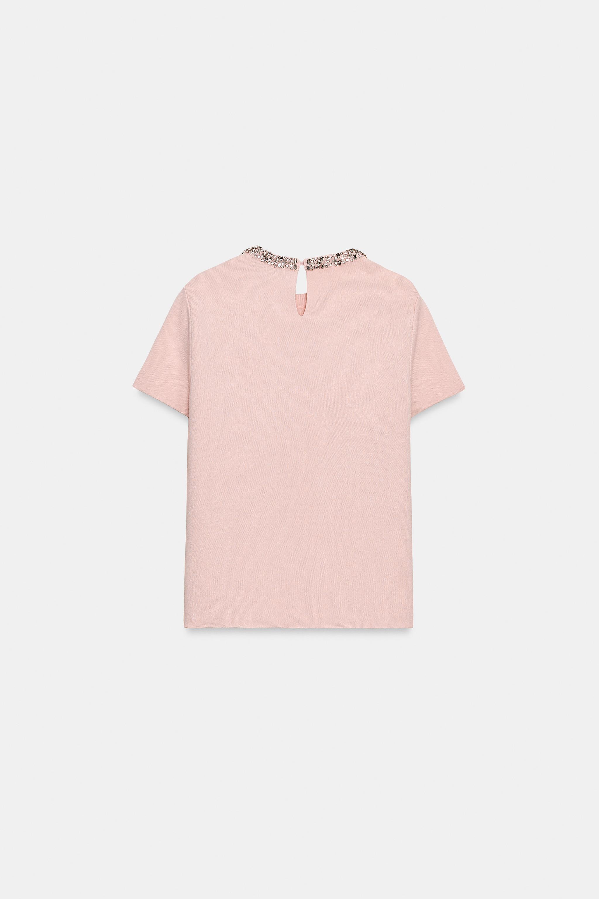 TOP EN MAILLE AVEC FANTAISIE BIJOU
