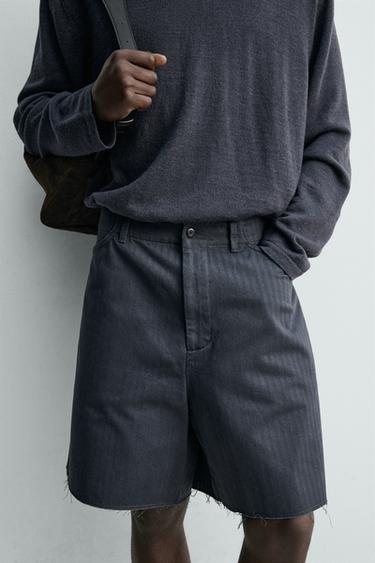 BERMUDA STRUCTURÉ COTON À PATTES - Indigo foncé de Zara