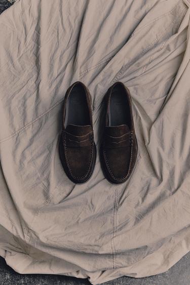 LIMITED EDITION SPLIT SUEDE LOAFERS - Brown by Zara