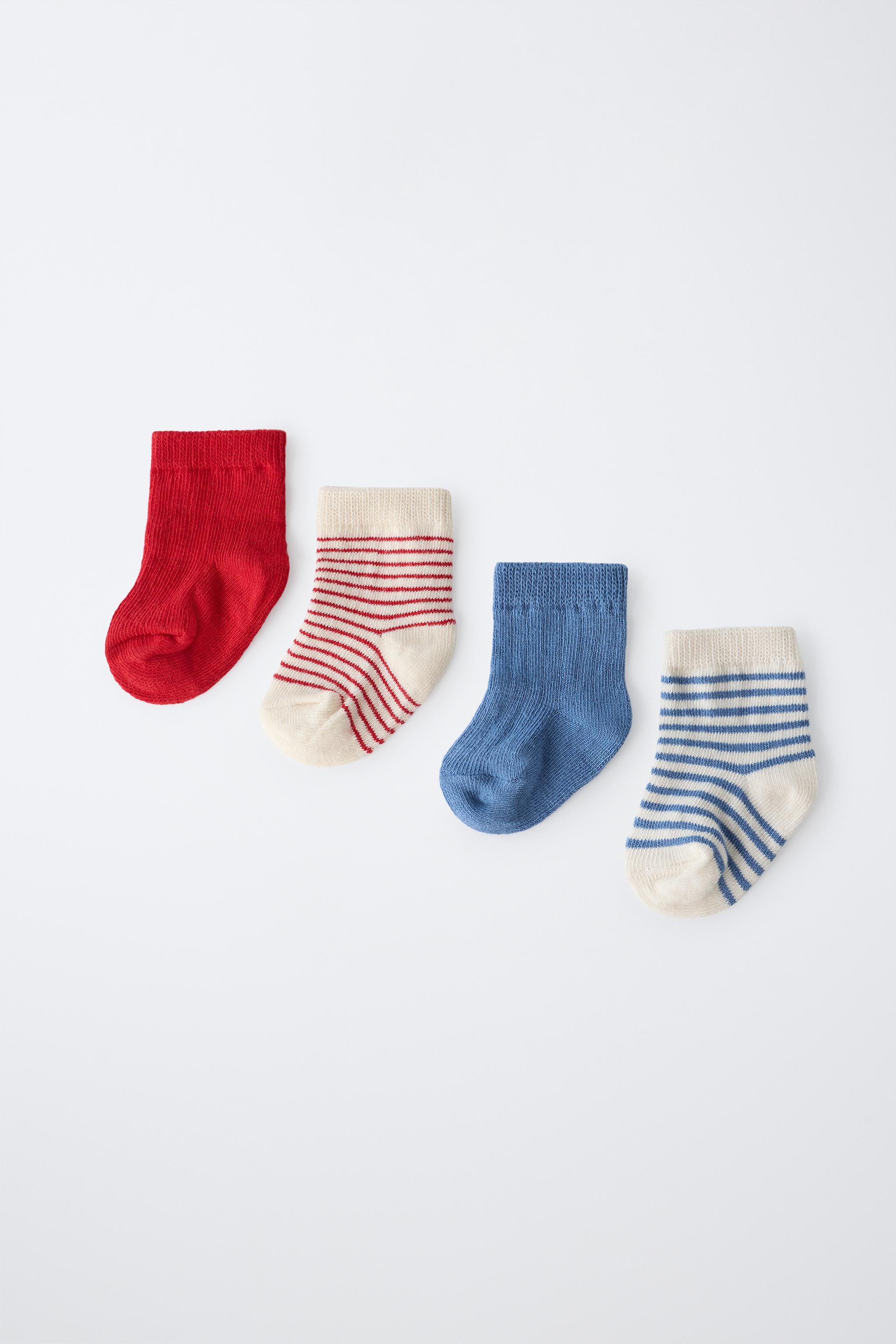 Set of 4 Colorful Socks in Gift Box — Multicolored
