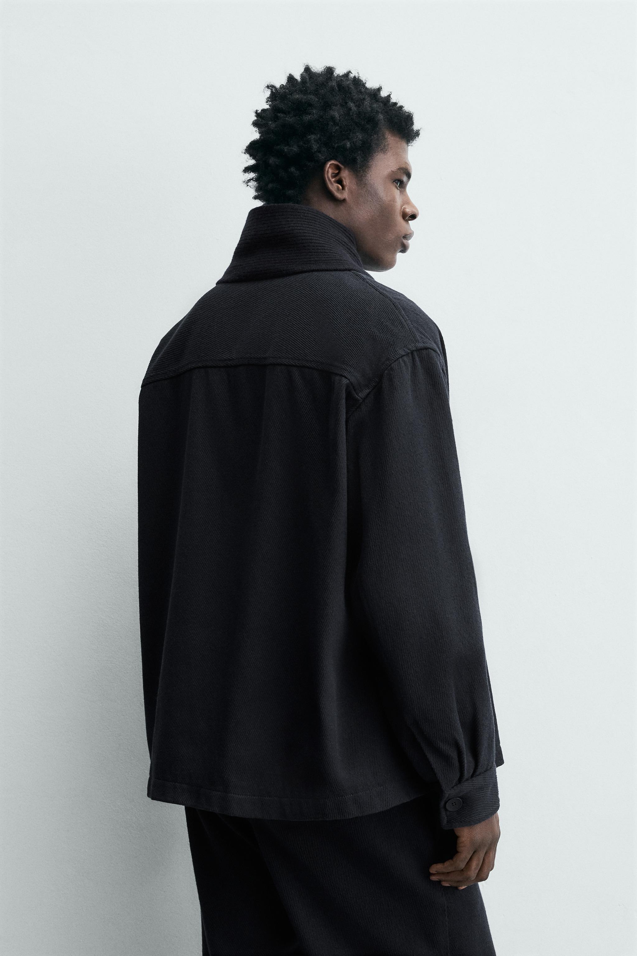 TEXTURED POCKET OVERSHIRT