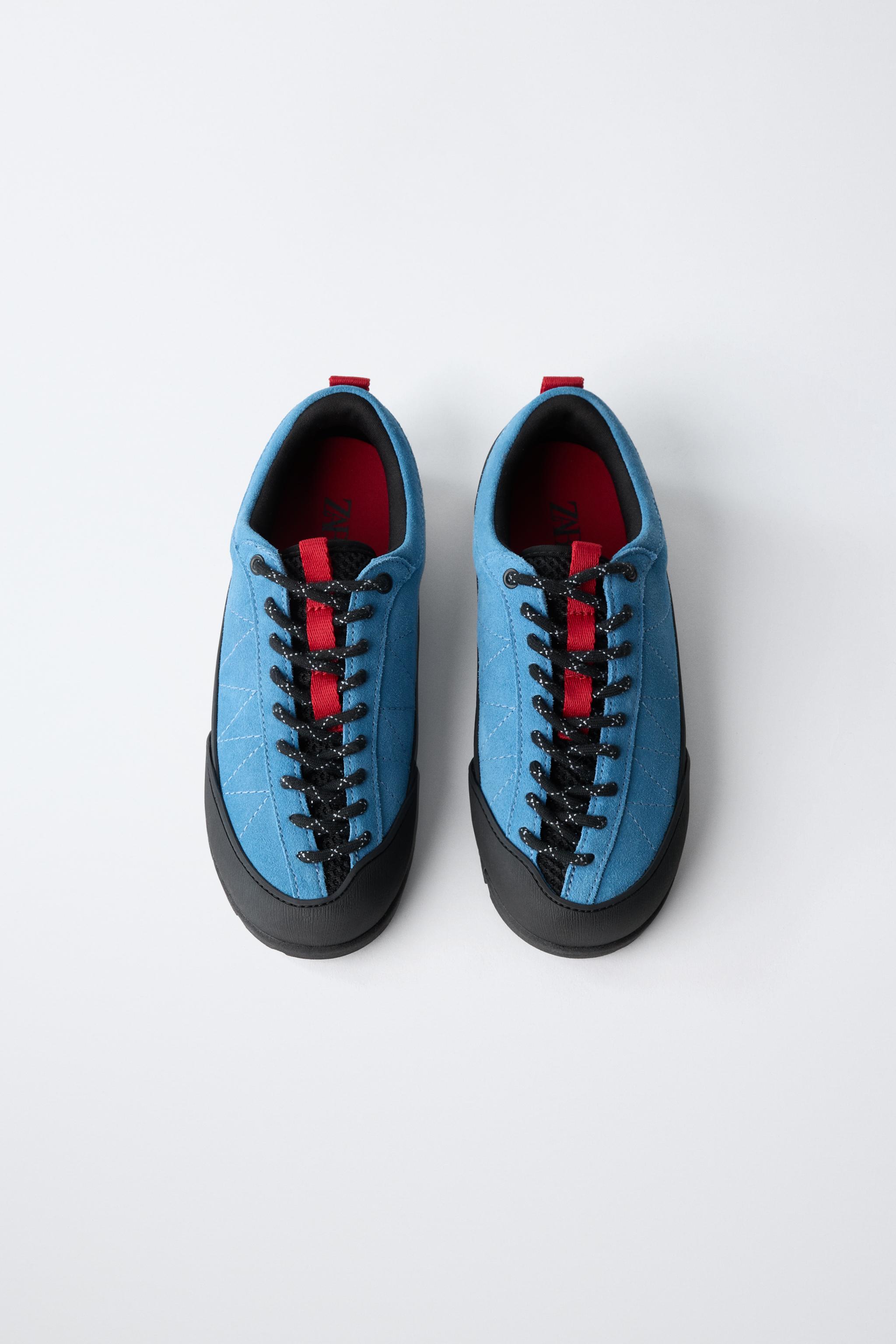 CONTRAST SNEAKERS — Blue
