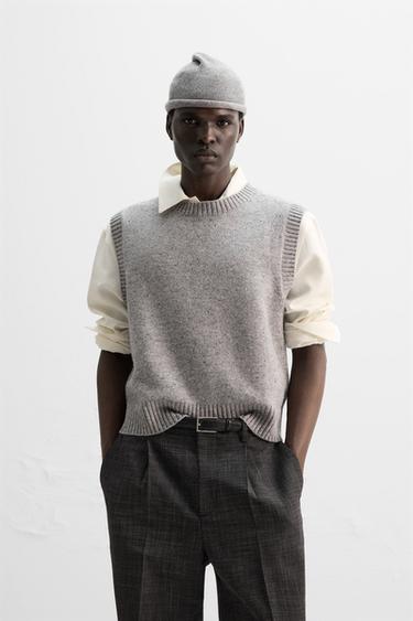 BUTTON-UP KNIT WOOL VEST - Grey marl by Zara