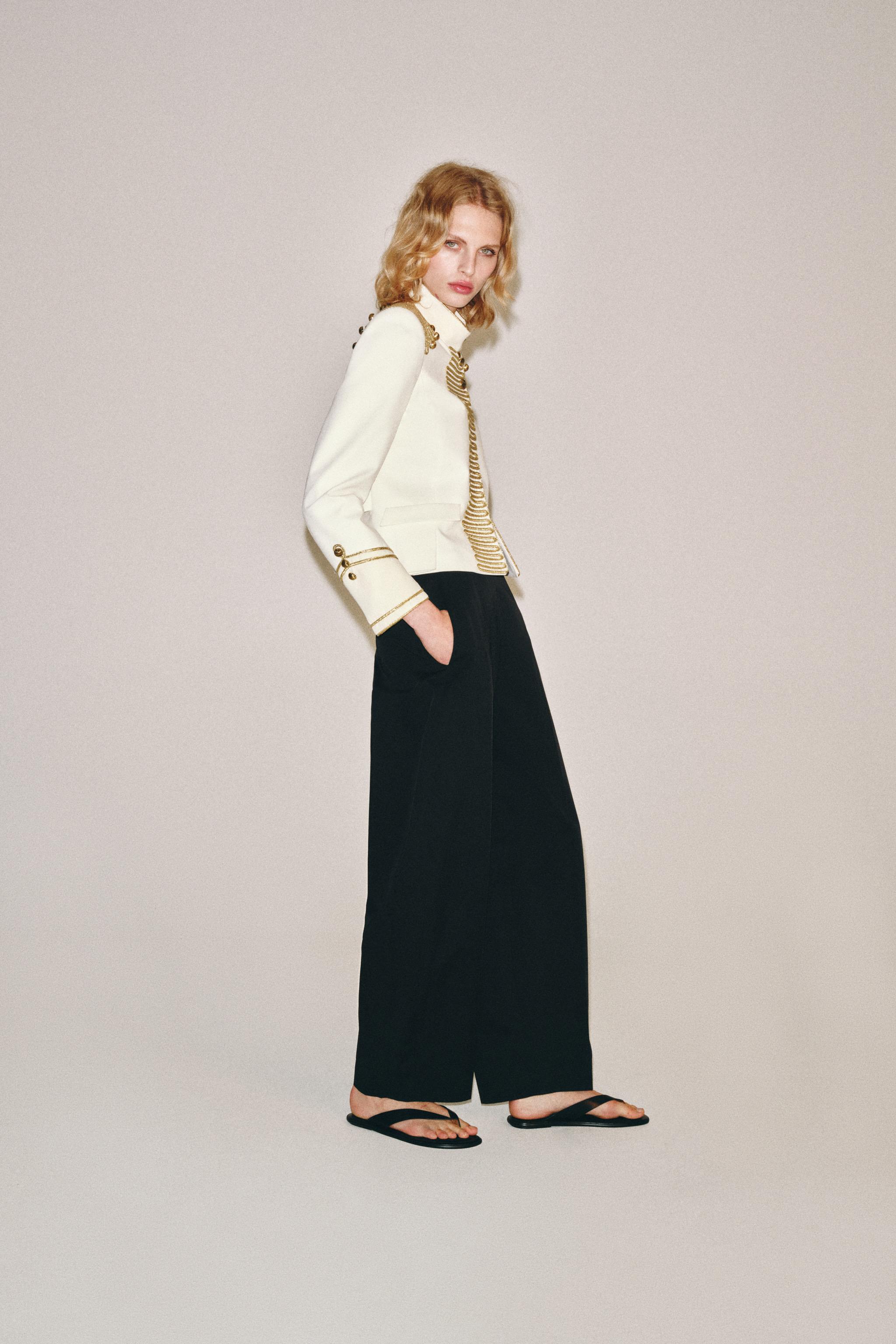 Женские куртки Zara ZW COLLECTION FROG FASTENING JACKET — фото 3