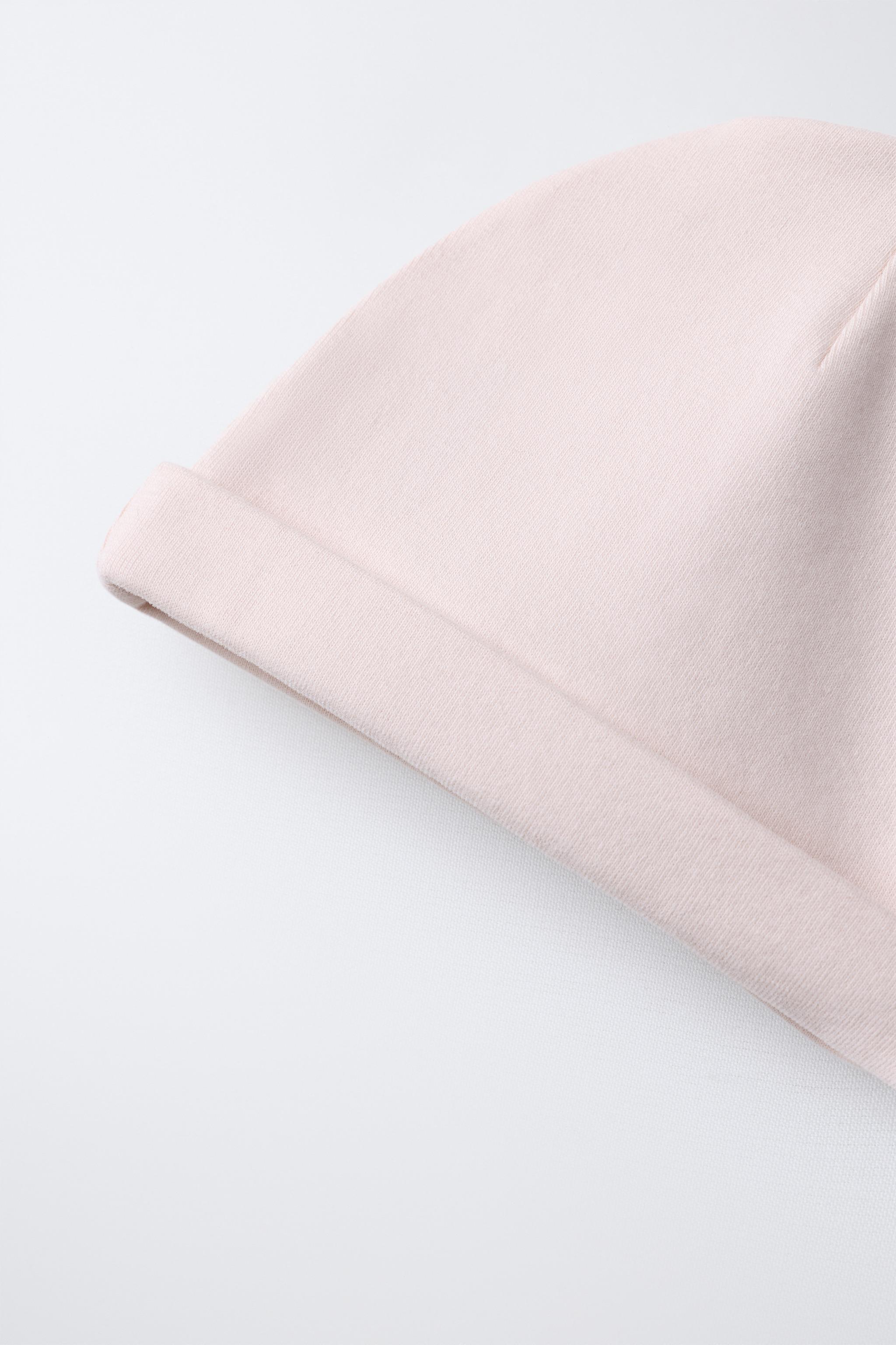 LAYETTE SET WITH POUCH