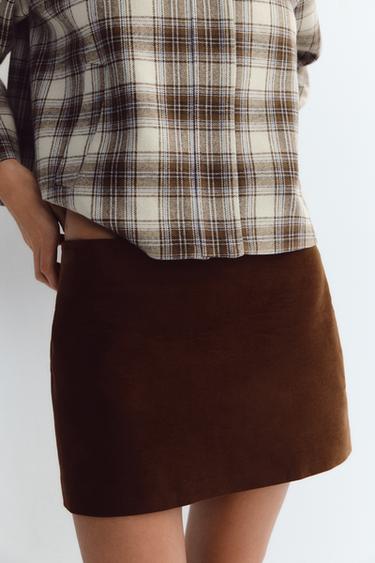 MINI JUPE EN VELOURS - Marron de Zara - Image 1