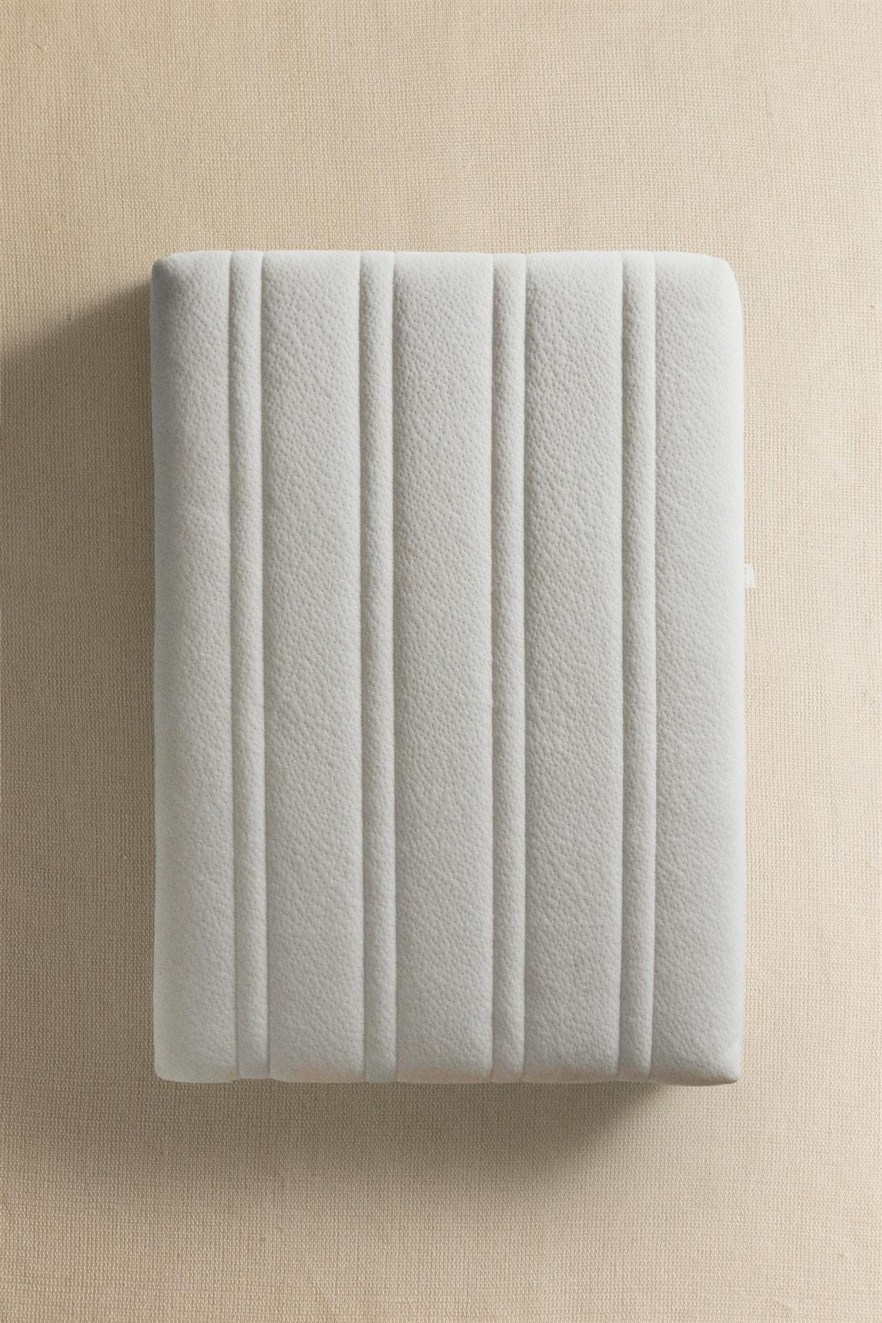 ASH MINI COT MATTRESS — White