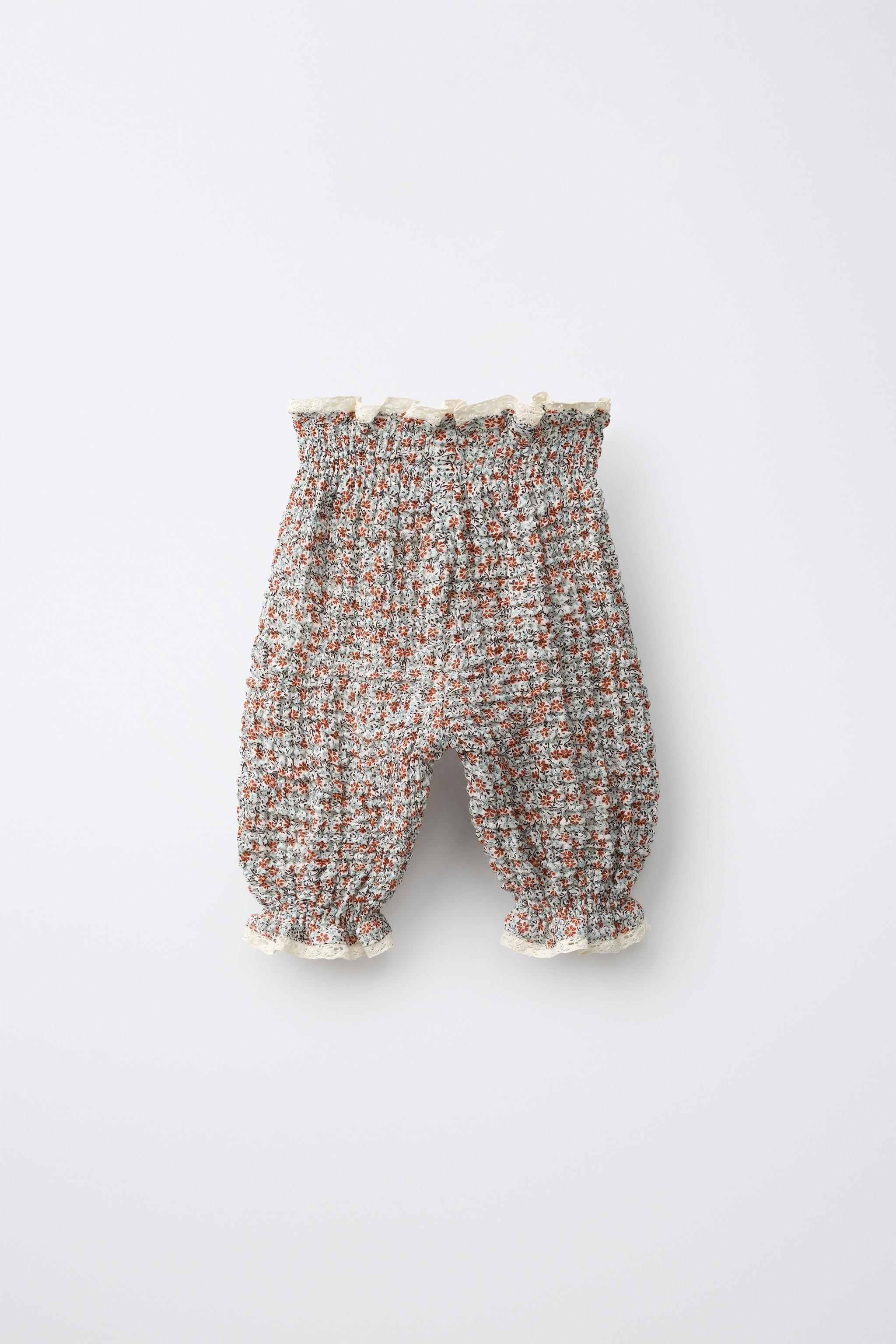 FLORAL LACE BLOOMER PANTS — Multicolored