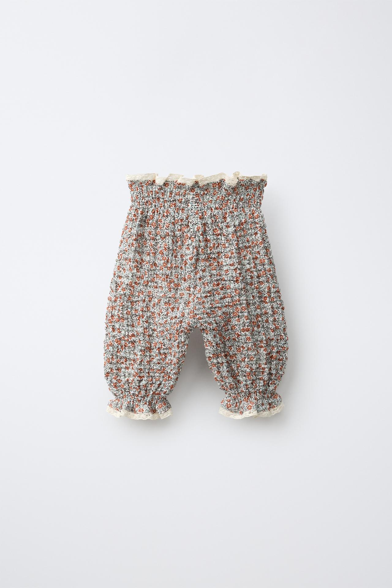 FLORAL LACE BLOOMER PANTS — Multicolored