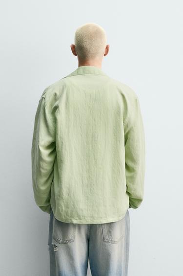 CHEMISE FLUIDE RELAXED FIT EFFET IRRÉGULIER - vert délavé de Zara - Image 2