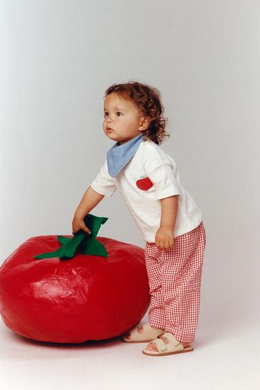 T-SHIRT WITH TOMATO PATCH - Oyster-white by Zara