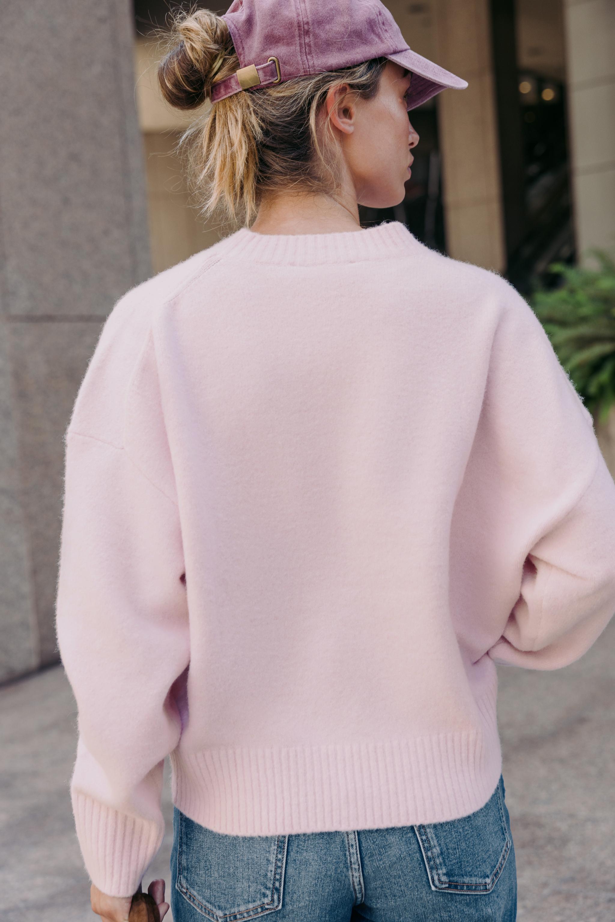 PULL DOUX EN MAILLE UNIE