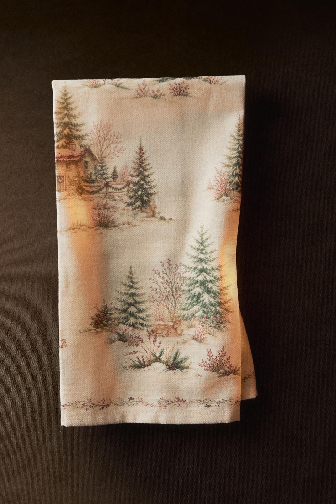 CHRISTMAS TOILE KITCHEN TOWEL (PACK OF 2) — Green