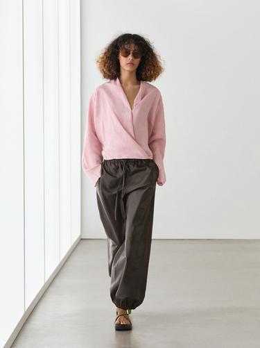 Blouse fluide croisée ample en lin - Jaune moyen de Zara