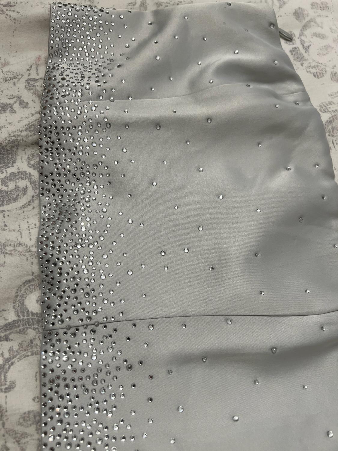 SATIN STRAPLESS TOP WITH RHINESTONES - Image 3