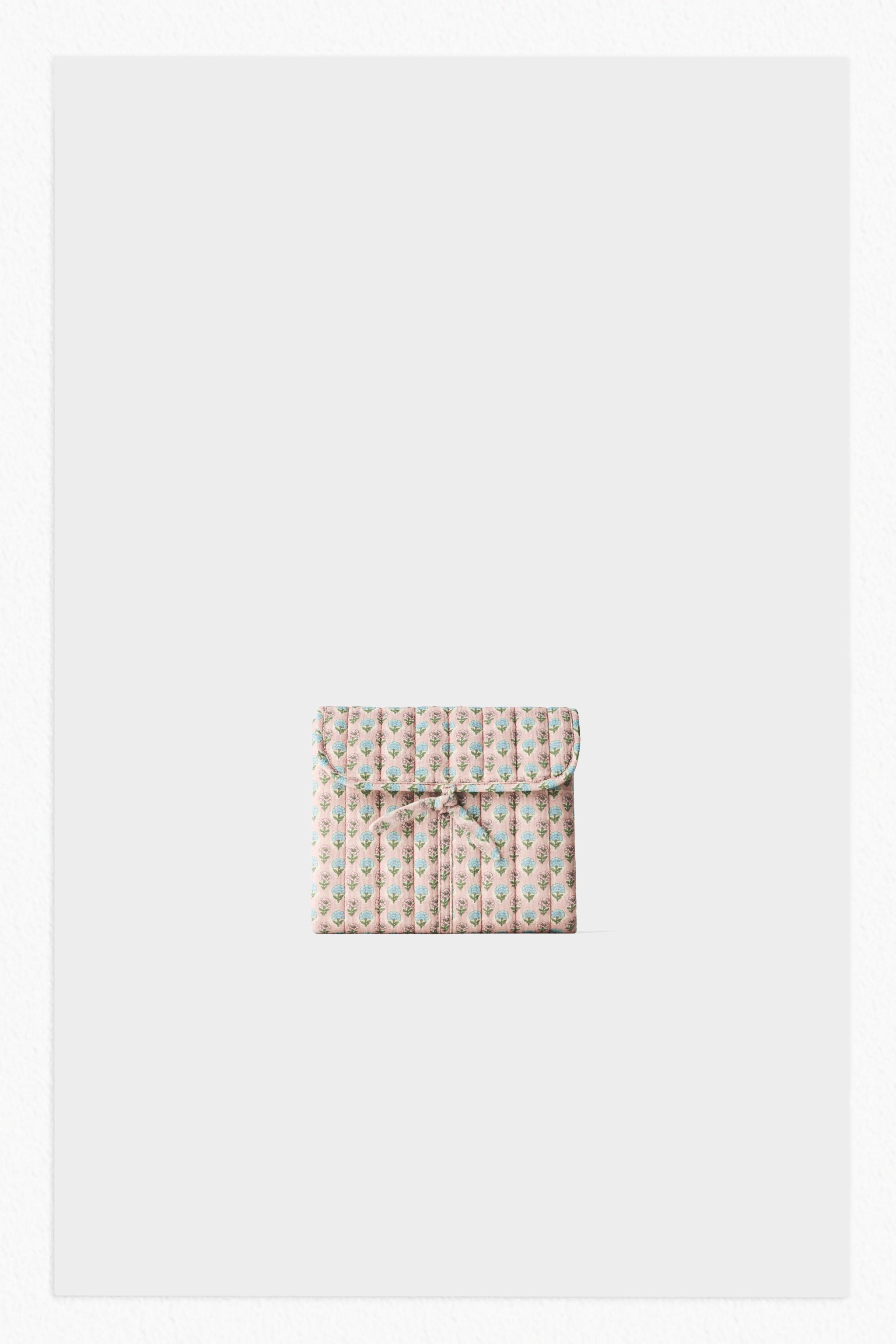 FLORAL MATERNITY CHANGING MAT — Pink