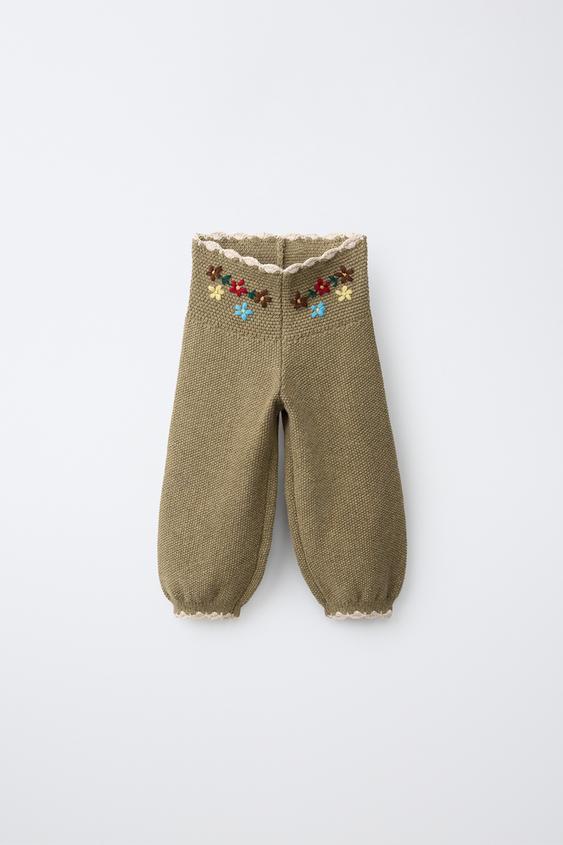 Zaras STICKAD BYXA I BALLONGMODELL MED BRODERI - Ljus khaki - Bild 0
