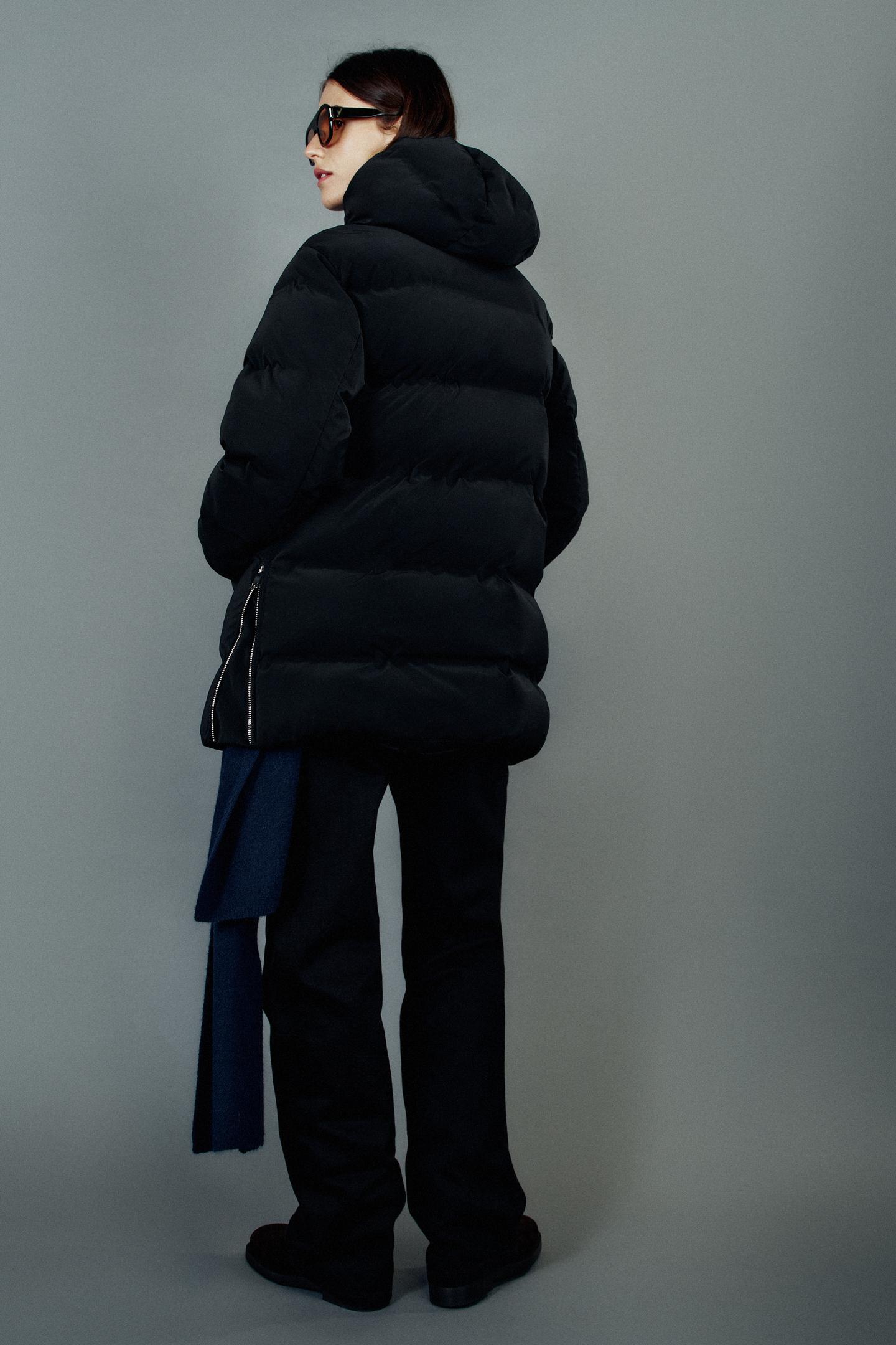 Женская ветровка Zara Windproof Rubberized Anorak, цвет: Чёрный — фото 6