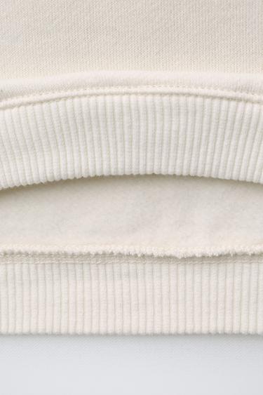 SWEAT RAGLAN À INSCRIPTION - Écru de Zara - Image 3