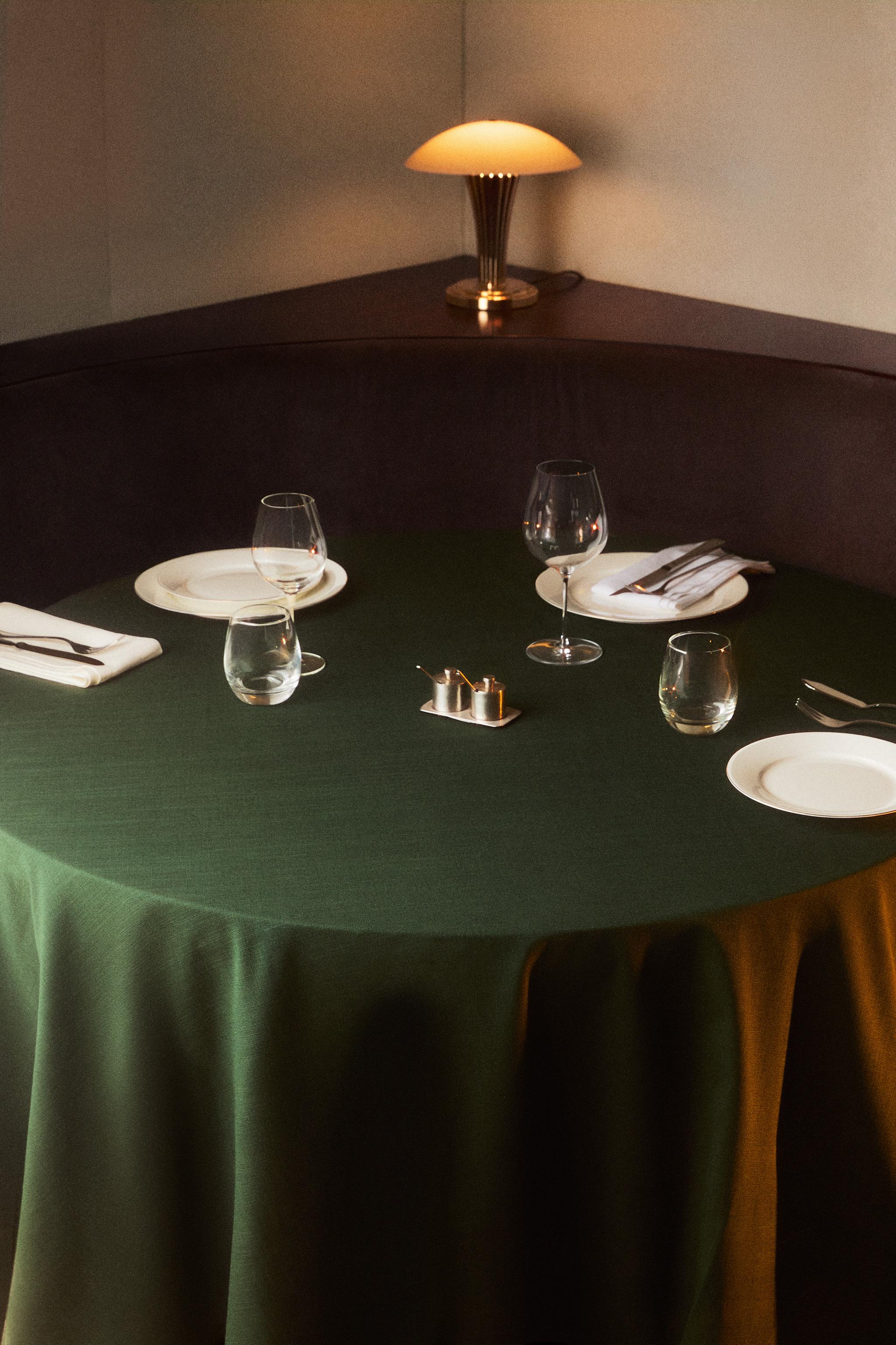 EMBROIDERED CHRISTMAS COTTON TABLECLOTH