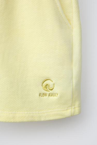 BERMUDA EN MOLLETON TEINT SUR PIÈCE BRODÉE - Jaune clair de Zara - Image 3