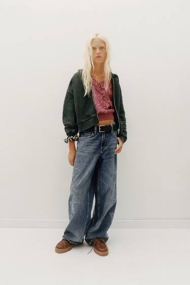 Zara FARMERKE ŠIROKIH NOGAVICA SA LEPTIRIMA – Plava