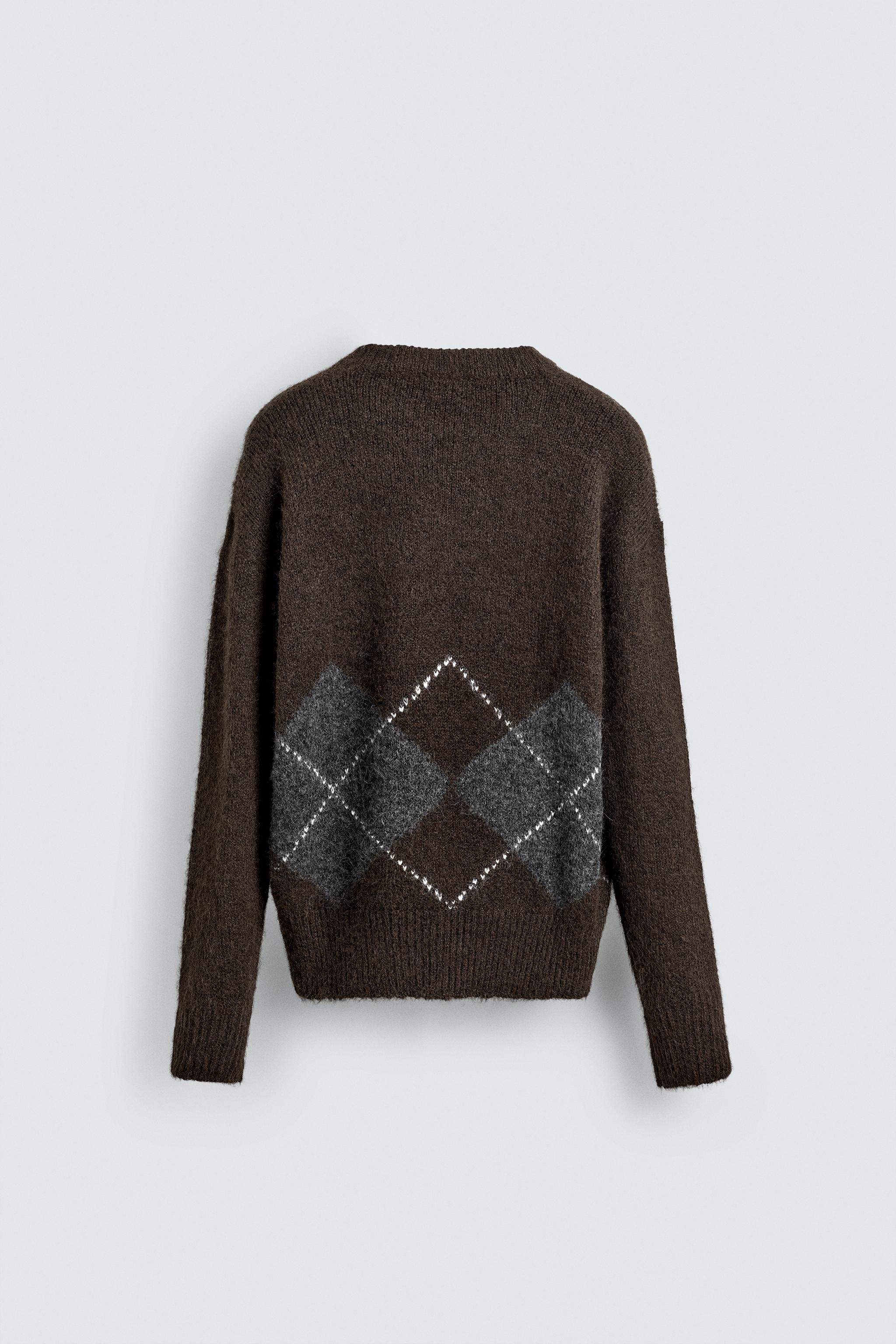 DIAMOND JACQUARD SWEATER
