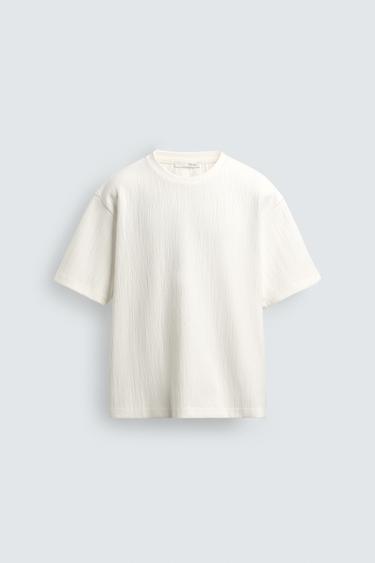 ФУТБОЛКА RELAXED FIT ИЗ СТРУКТУРНОЙ ТКАНИ — ЖЕЛТОВАТО-БЕЛЫЙ от Zara