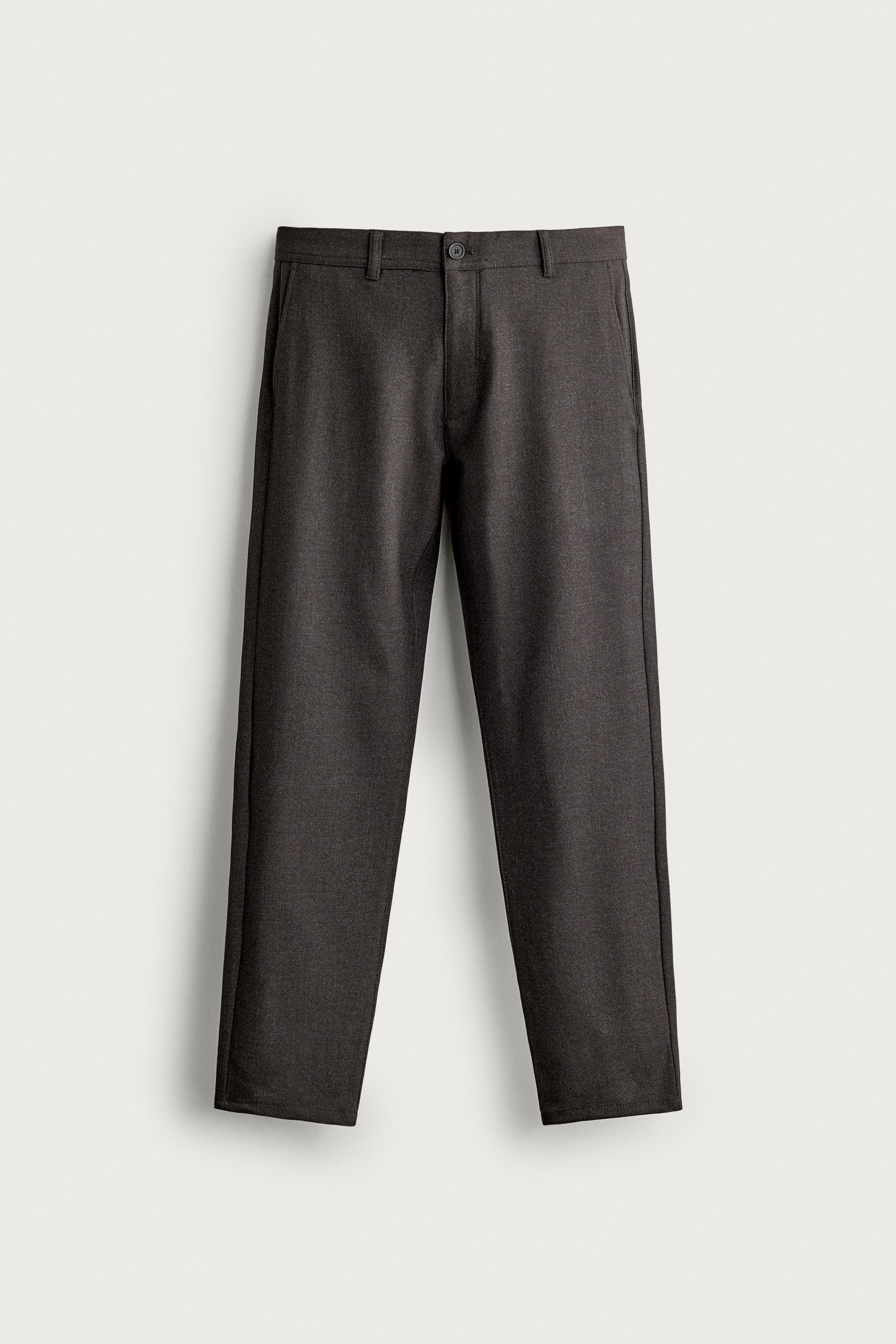 COMFORT STRUCTURED CHINO PANTS — Dark brown