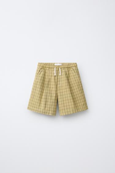 SHORT IMPRIMÉ À CARREAUX EN COTON ET LIN - Marron clair de Zara