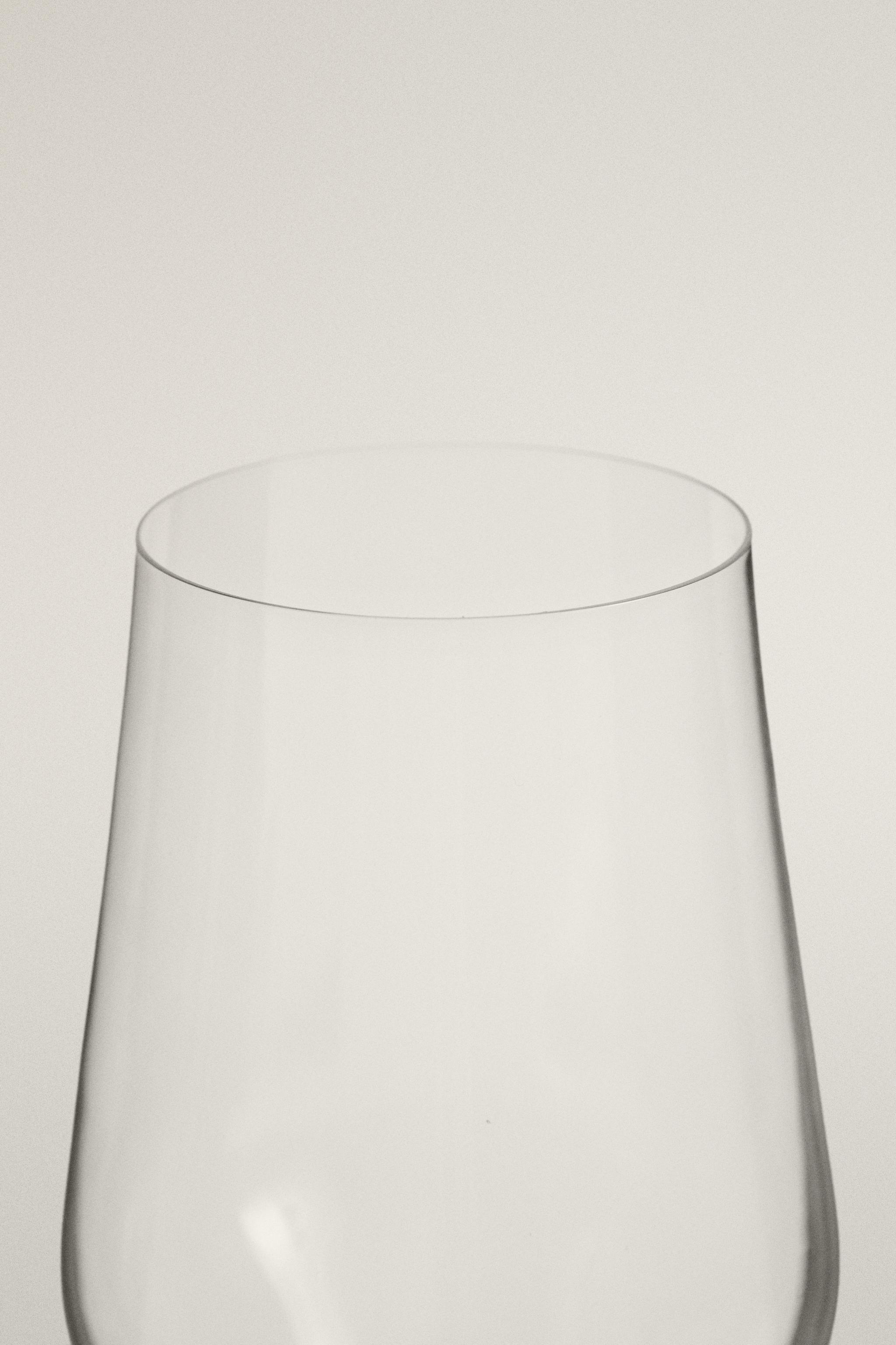 PLAIN CRYSTALLINE WINE GLASS — Transparent