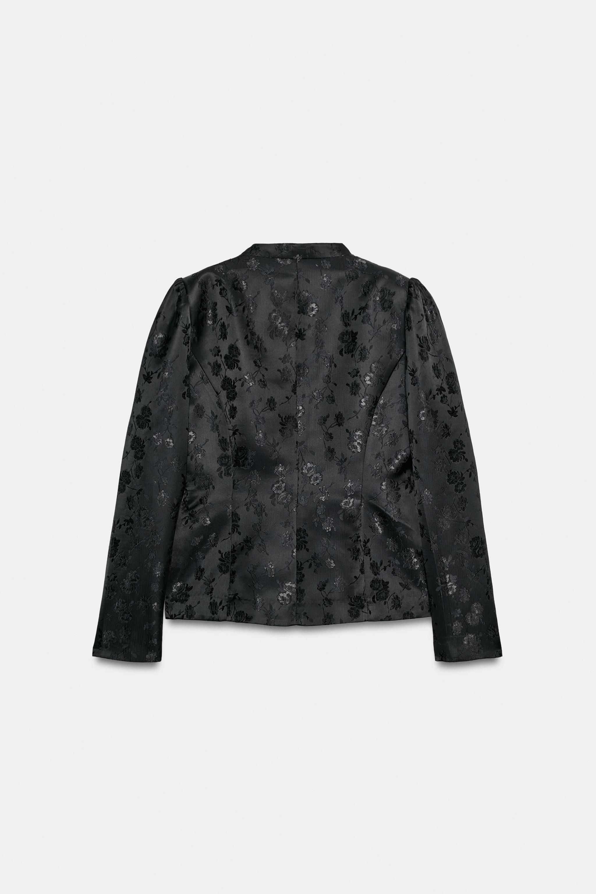 JACQUARD BLAZER WITH FROG FASTENING