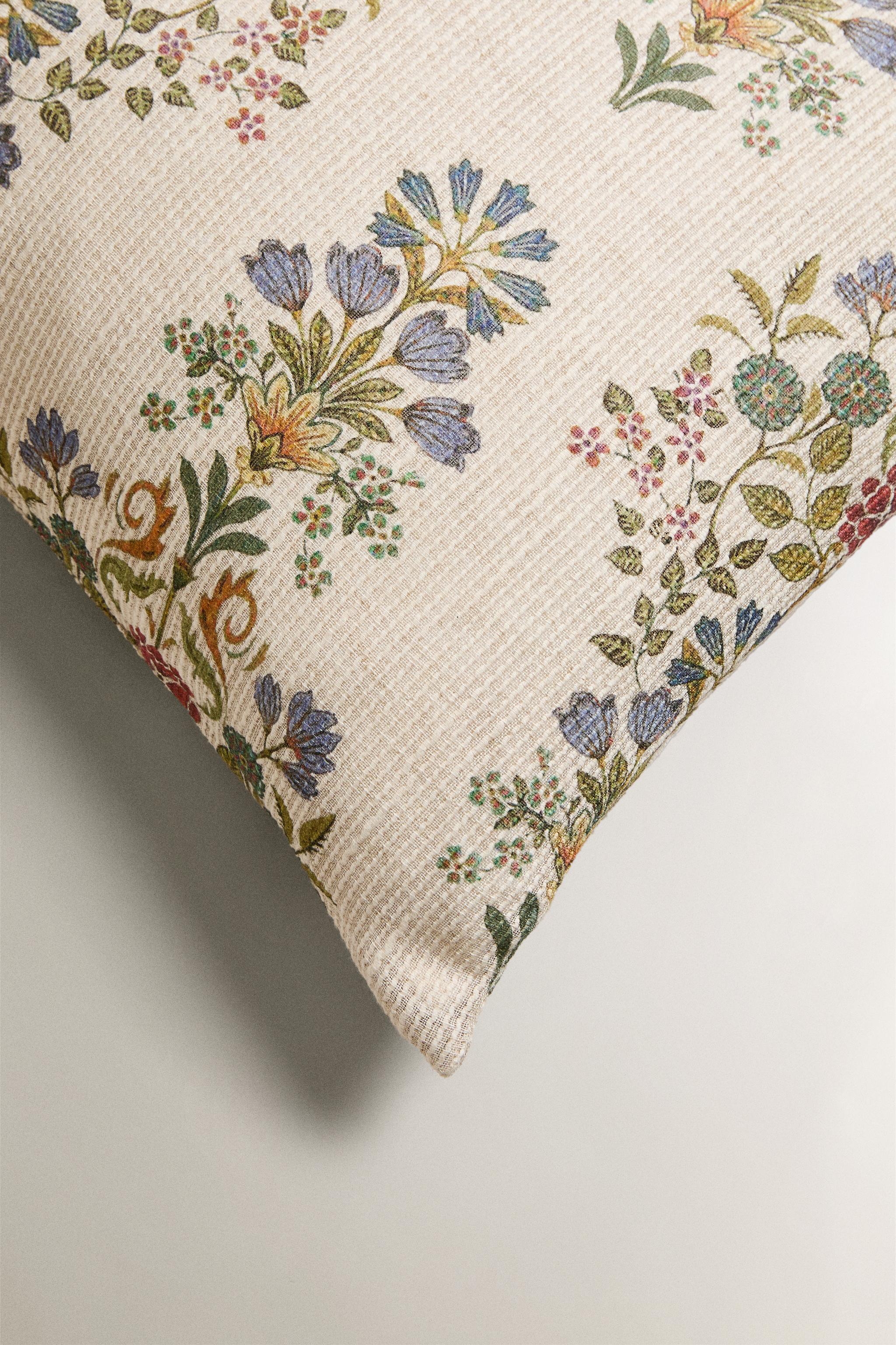 FLORAL COTTON THROW PILLOW COVER