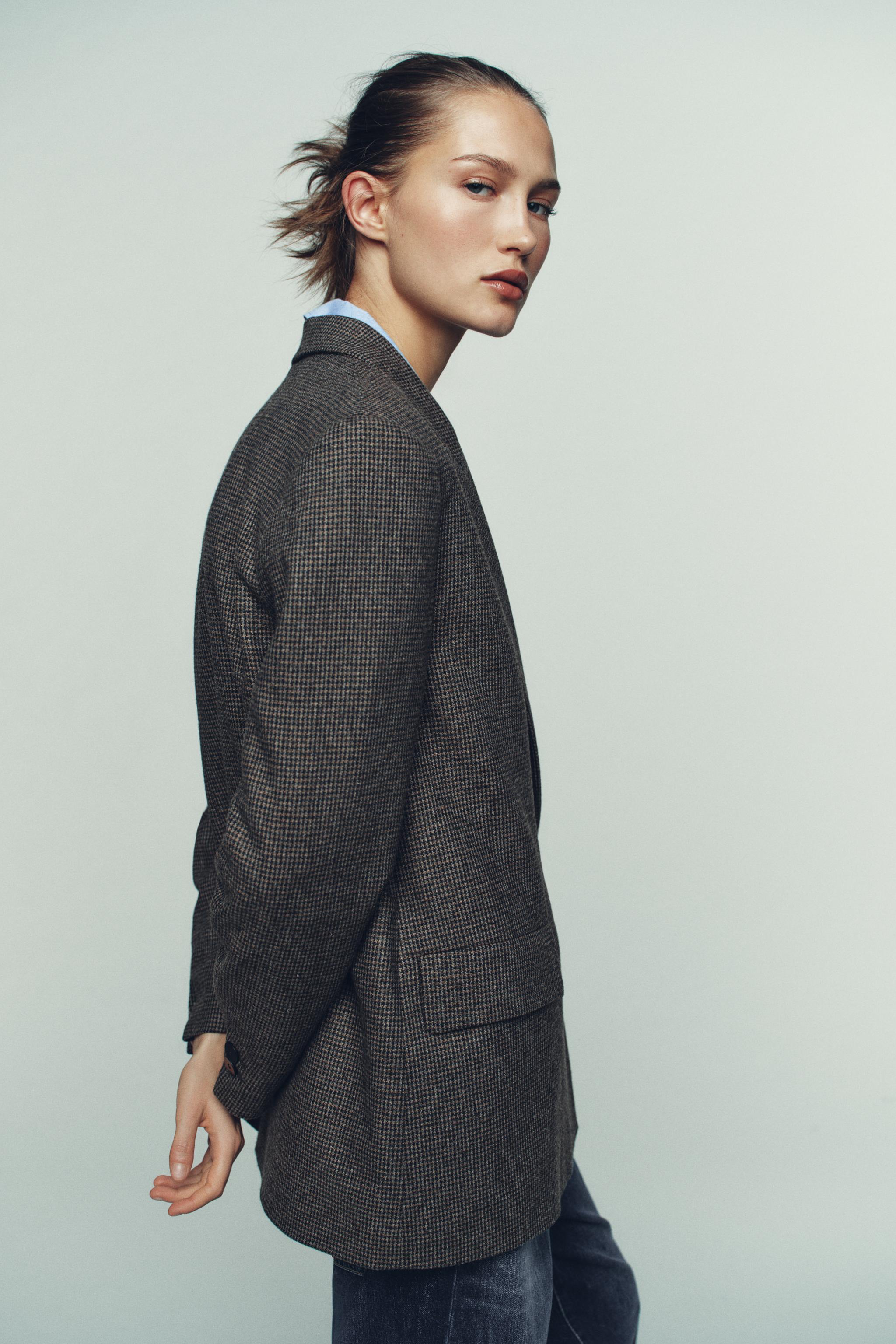 OVERSIZED PLAID DOUBLE-BREASTED WOOL BLAZER