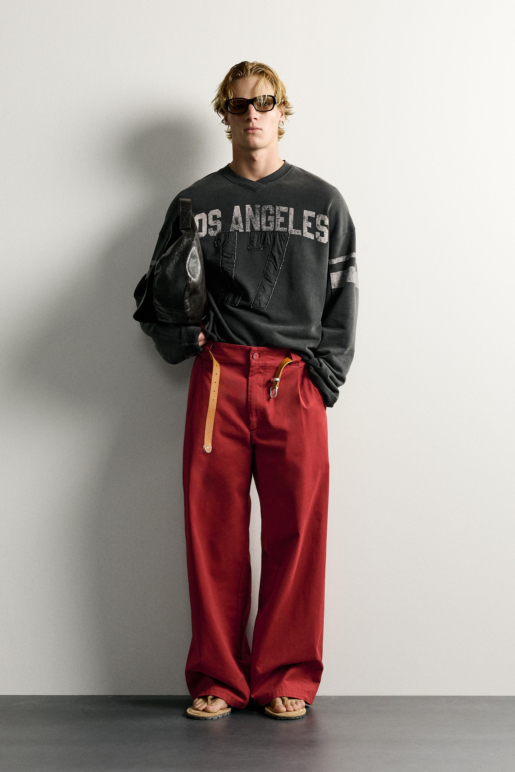 VINTAGE WASHED PATCH CROPPED SWEATSHIRT