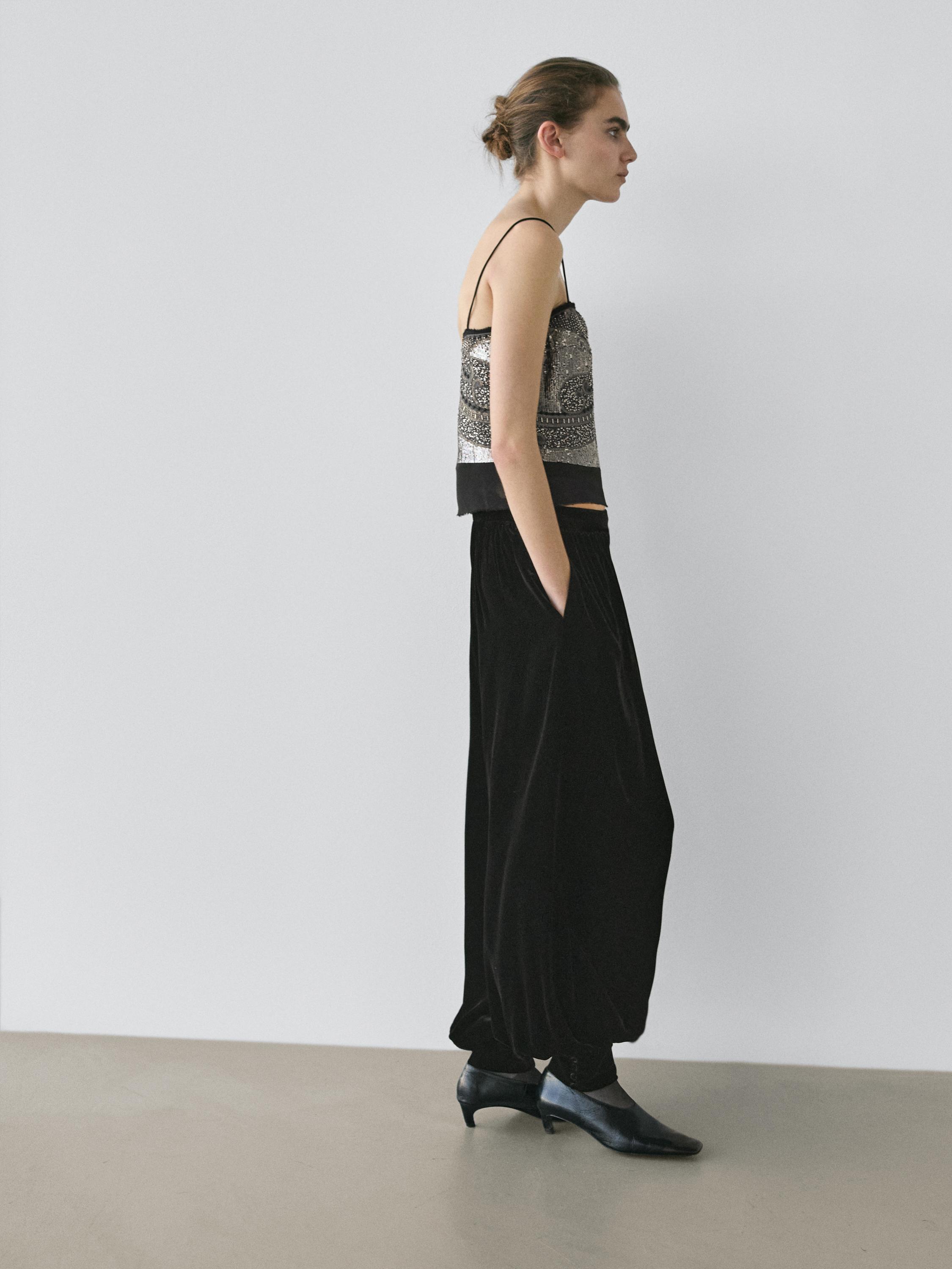 Top with embroidered details - STUDIO