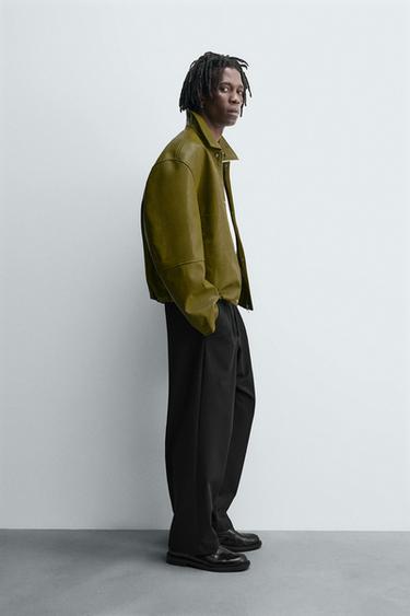 BLOUSON EN MATIÈRE SYNTHÉTIQUE - Vert pistache de Zara - Image 3