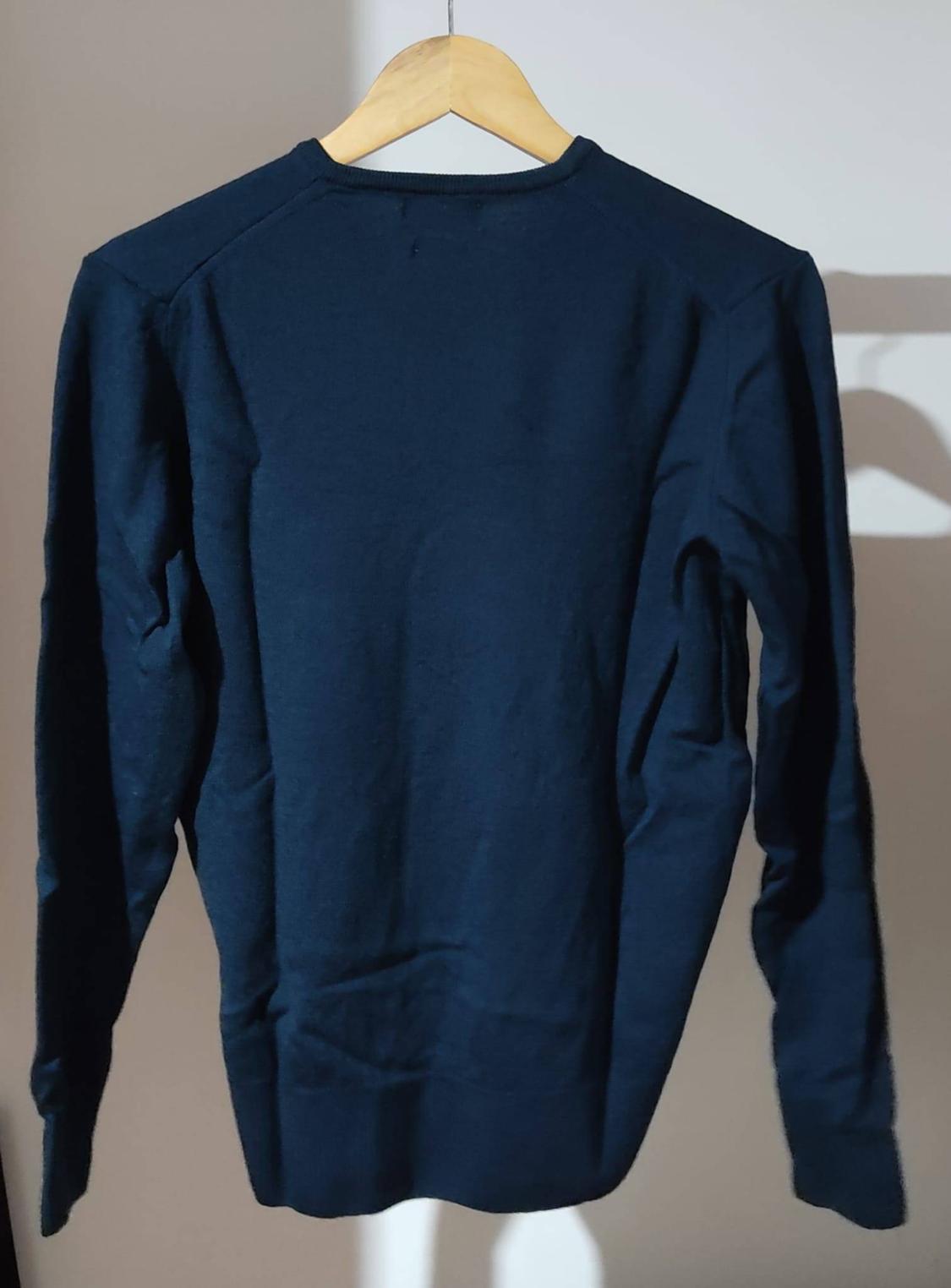 CAMISOLA EM V AZUL TURQUESA FINE WOOL - Image 2