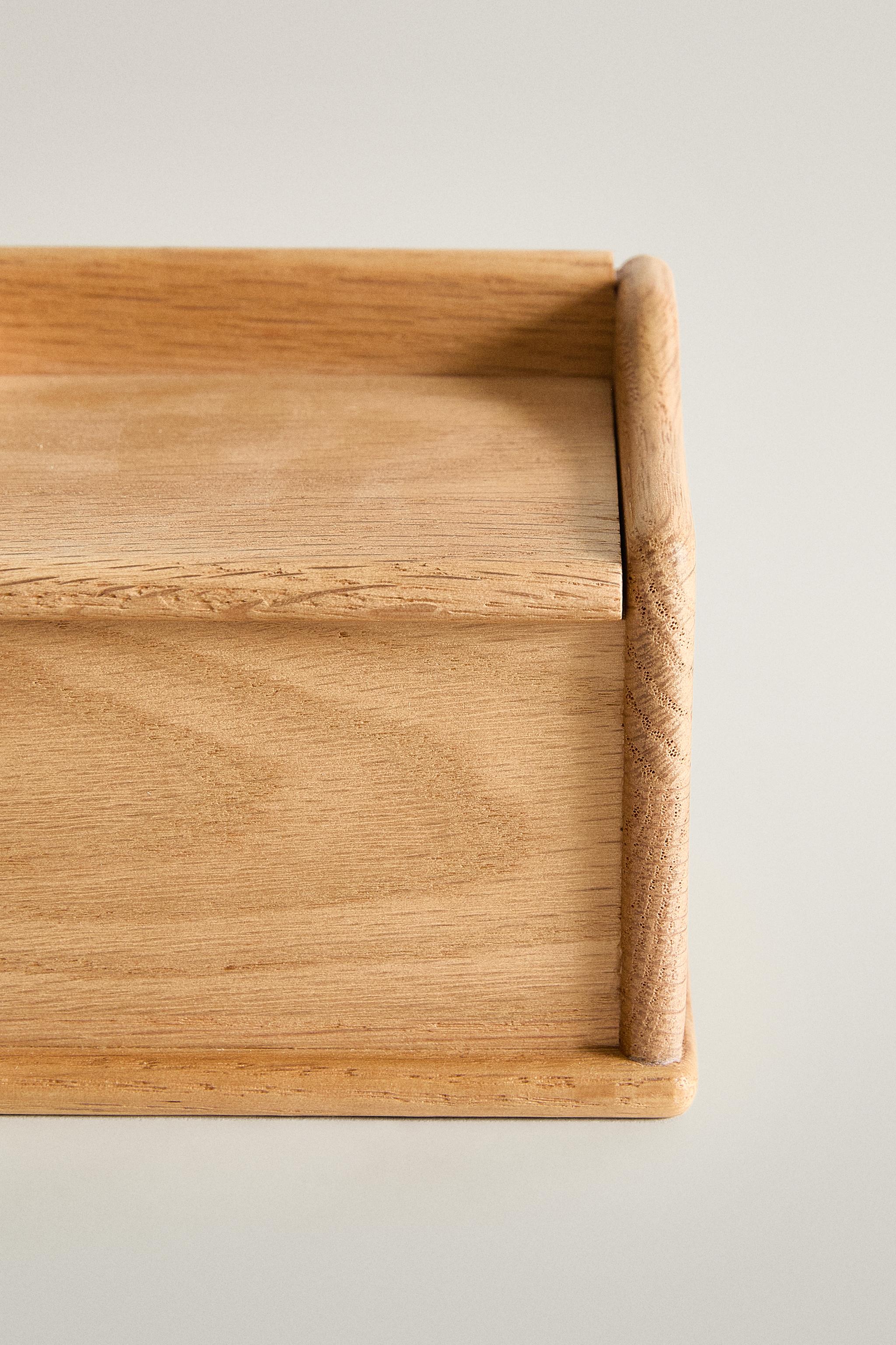 OAK WOOD SALT SHAKER WITH LID - Light brown | ZARA United States