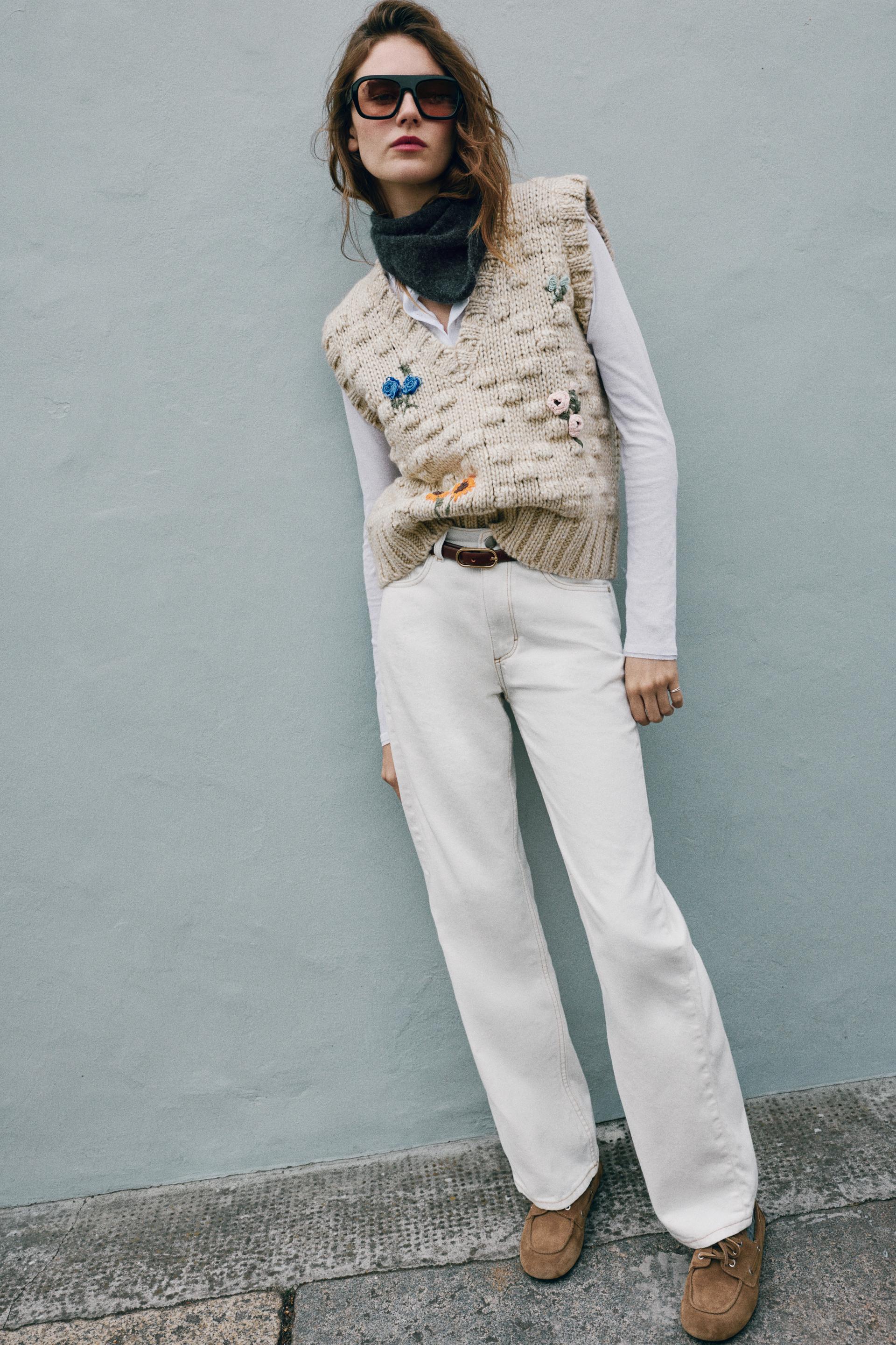 STRUCTURED OVERSIZED KNIT VEST - angle 1