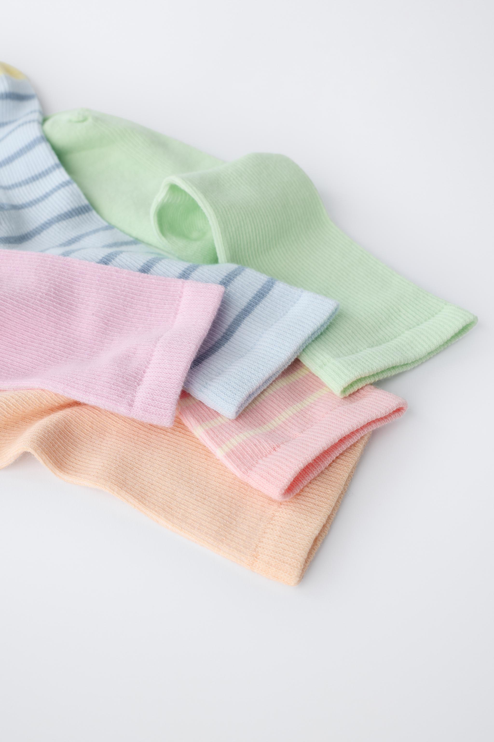 LOT DE CINQ CHAUSSETTES HAUTES À RAYURES