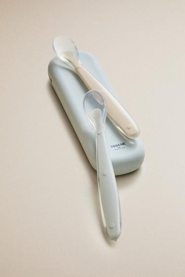 LOT DE 2 CUILLÈRES POUR ENFANT EN SILICONE - Bleu de Zara - Image 4