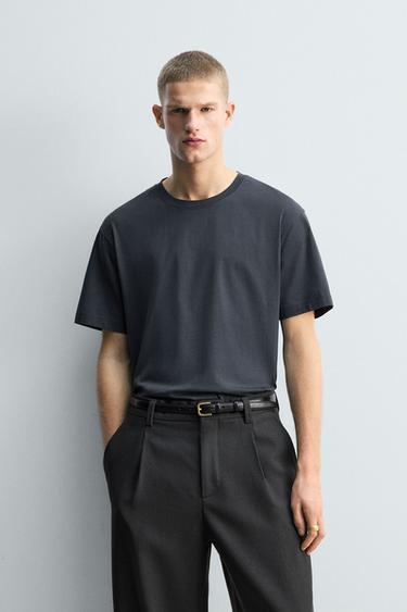 Imagen de producto - Gris oscuro de Zara