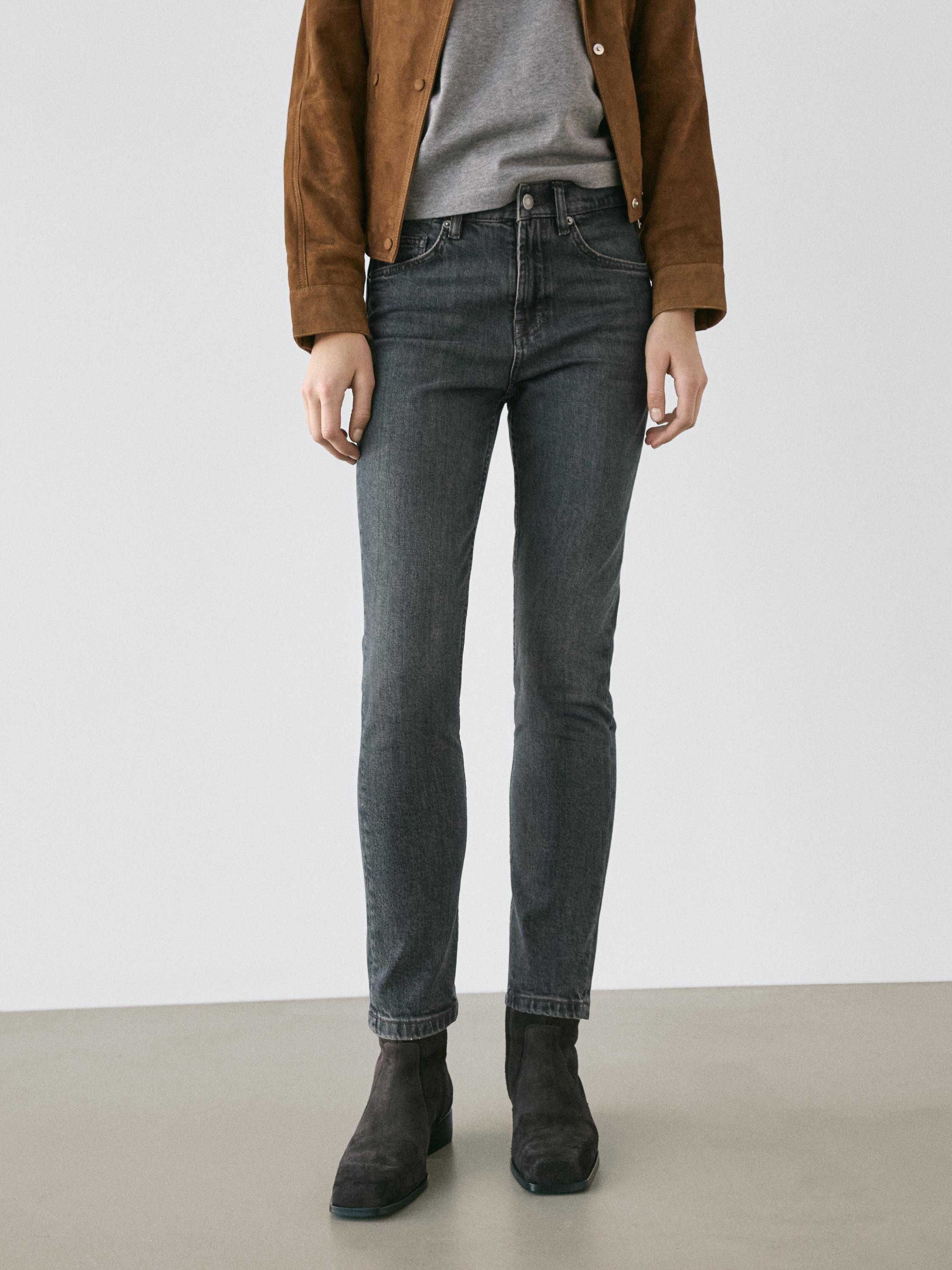Mid-rise cropped slim fit jeans