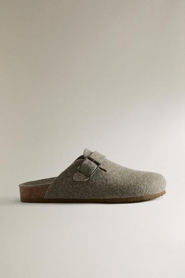 SABOT FEUTRE À BOUCLE - Vert kaki de Zara