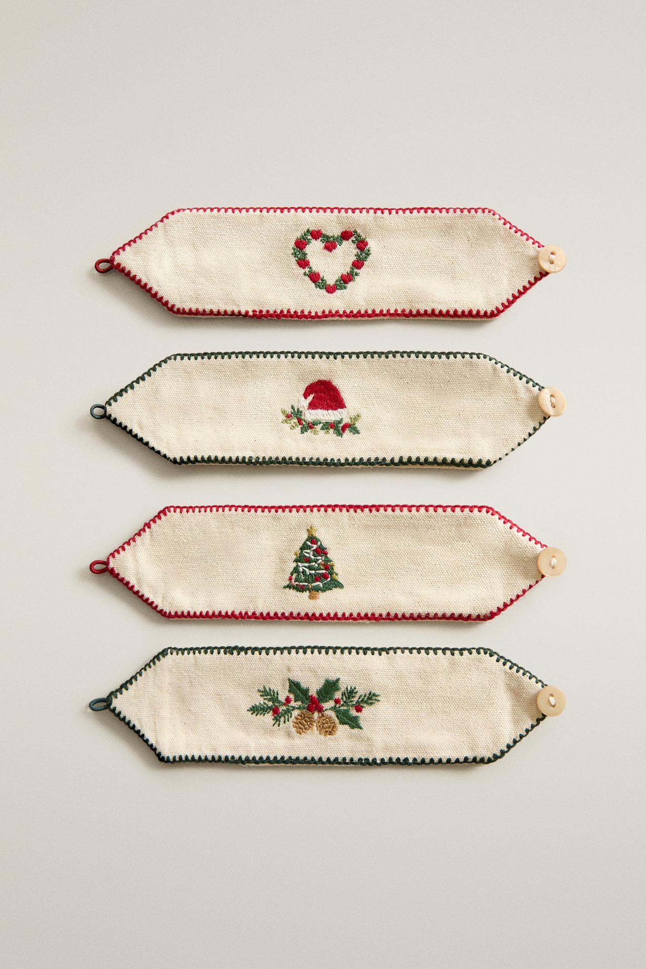 SET OF COTTON CHRISTMAS NAPKIN HOLDERS (SET OF 4) — Ecru
