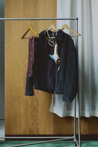 جاكيت جلد شامواه من مجموعة آرون ليفين X ZARA - أسود الخاص بـ Zara