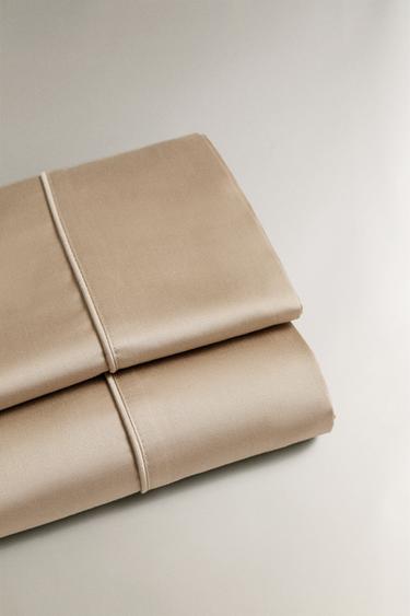 DRAP DE DESSUS SATIN (500 FILS) - Gris taupe de Zara - Image 1