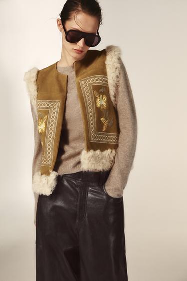 CHALECO BORDADOS ZW COLLECTION - Mostaza de Zara