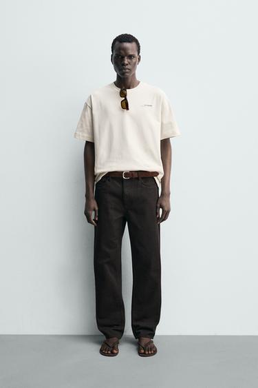 CAMISETA PARCHE ESTAMPADO CONTRASTE - Beixe de Zara - Imaxe 0